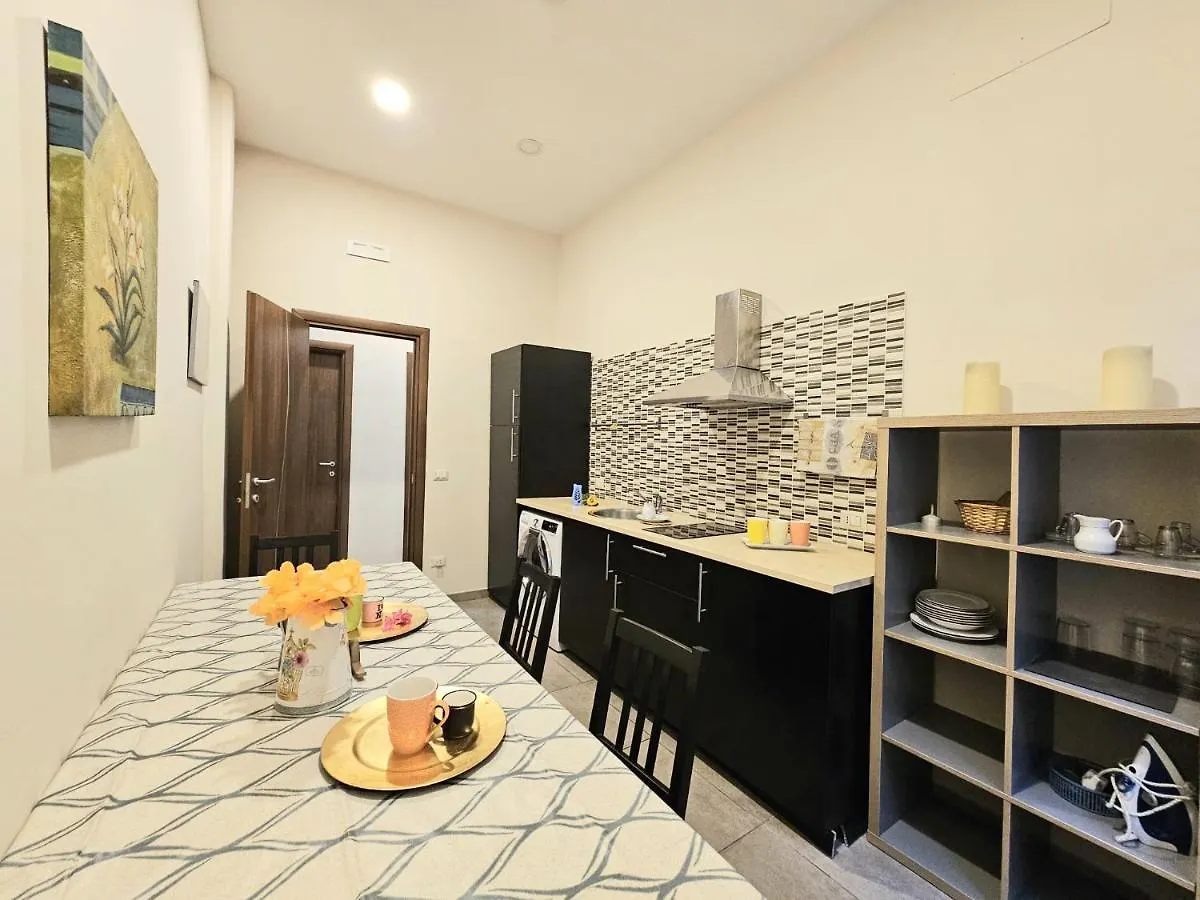 Garibaldi Saint-Michel House 6 Villa Naples 0*,  Italy