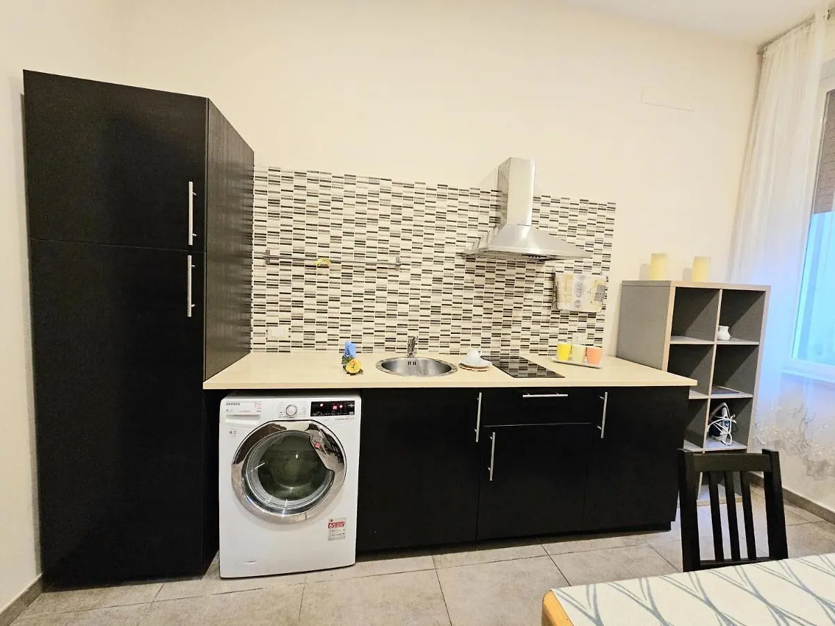 Garibaldi Saint-Michel House 6 location